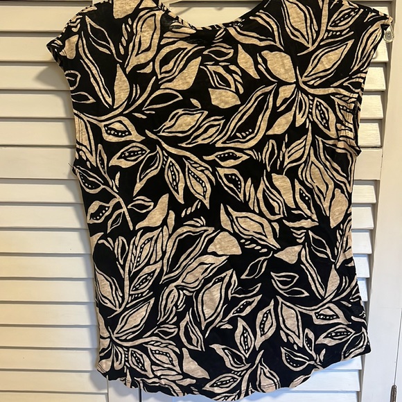 Brand New With Tags C&C California sleeveless Linen Top size XS - Picture 3 of 3